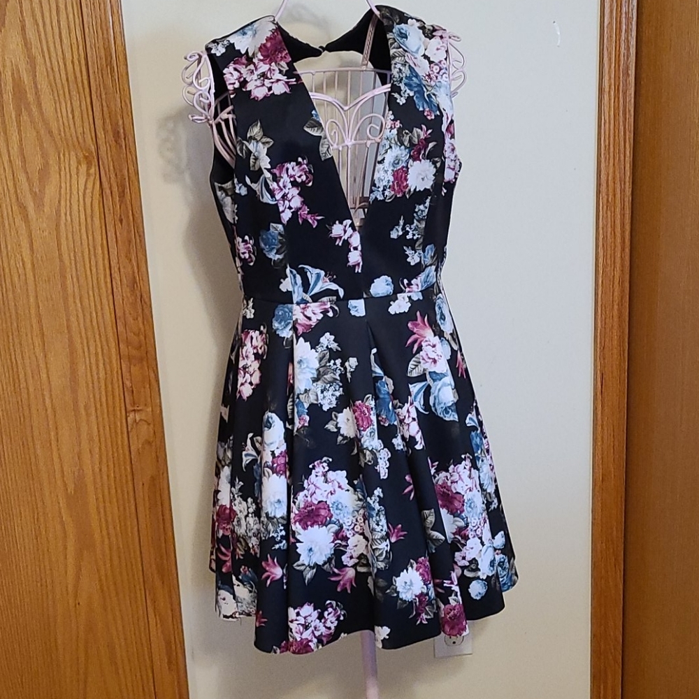 Floral open back dress
